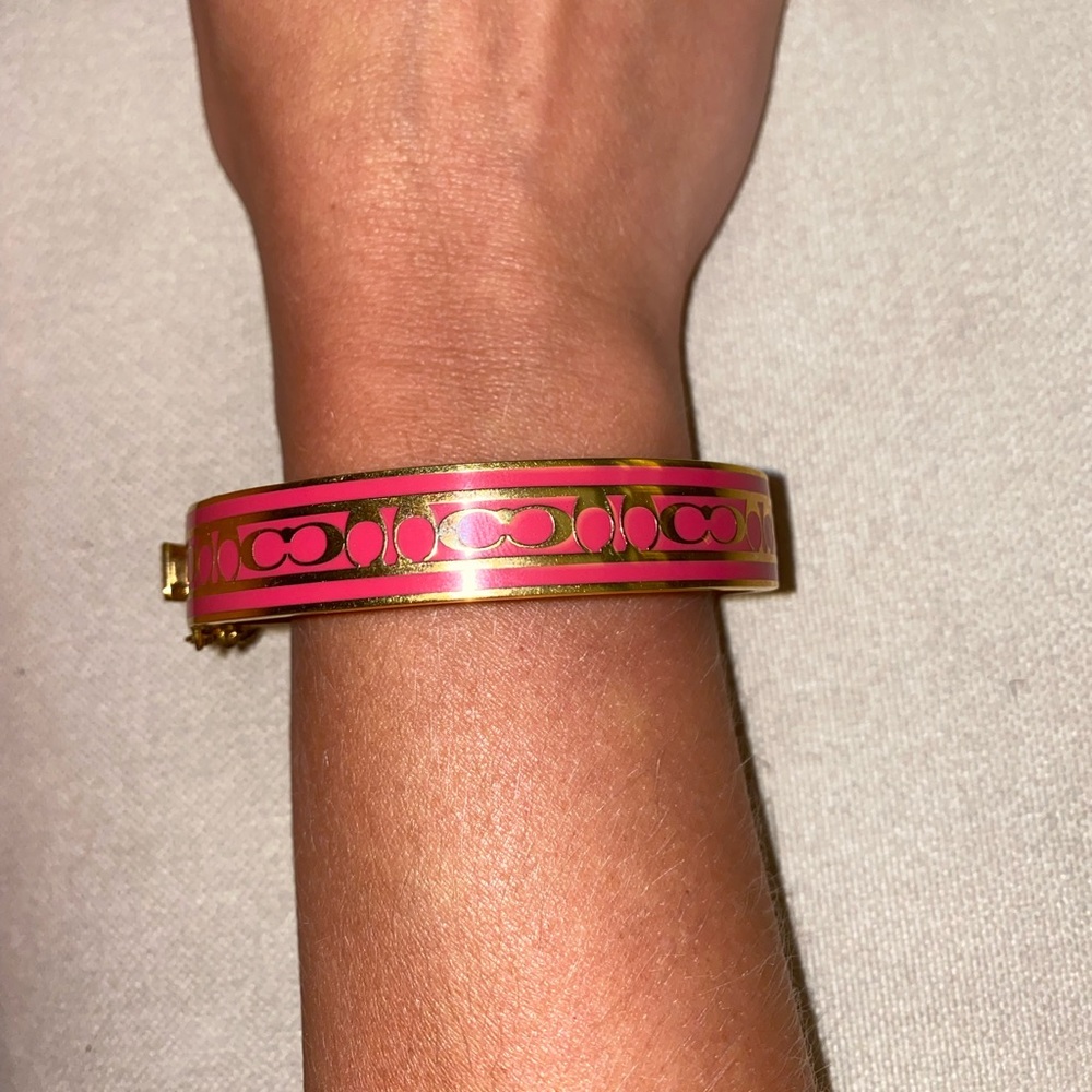 Coach signature c hinged bangle